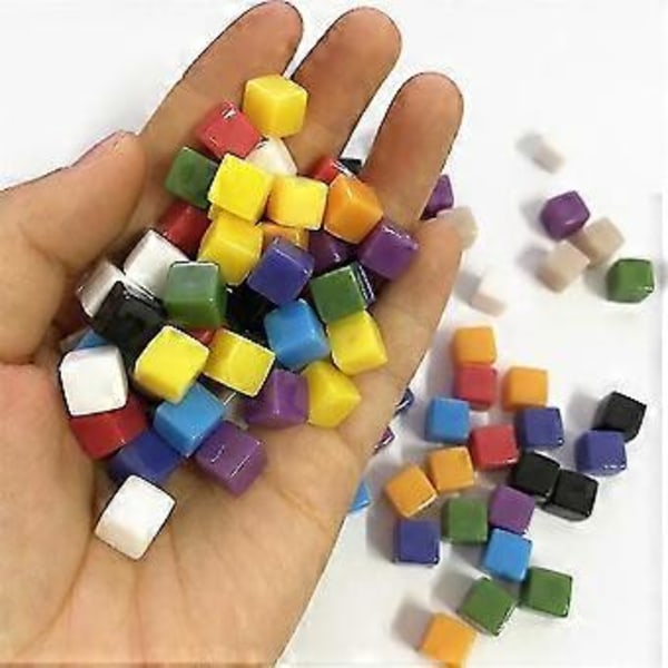 50 kpl/setti 8 mm Kirkas Kuutio Värikäs Kristallineliö Kulmikas Läpinäkyvä Nopat Shakki Yu (Harmaa)