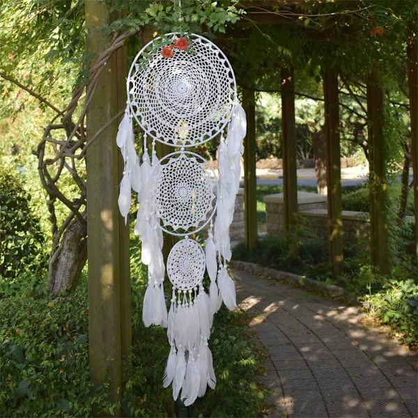 Marron-Grand Dreamcatcher med 3 cirkler, hvide macr-fjer