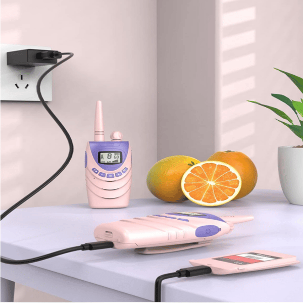 2-osainen pölypaketti + vihreä walkie talkie, lasten latautuva