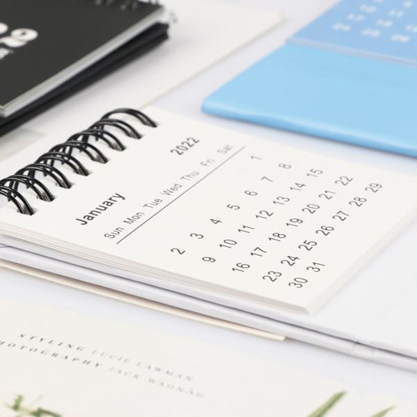 3 Mini Engelska Skrivbordskalender Dekorationer Flip Prydnader Hemma Kontor