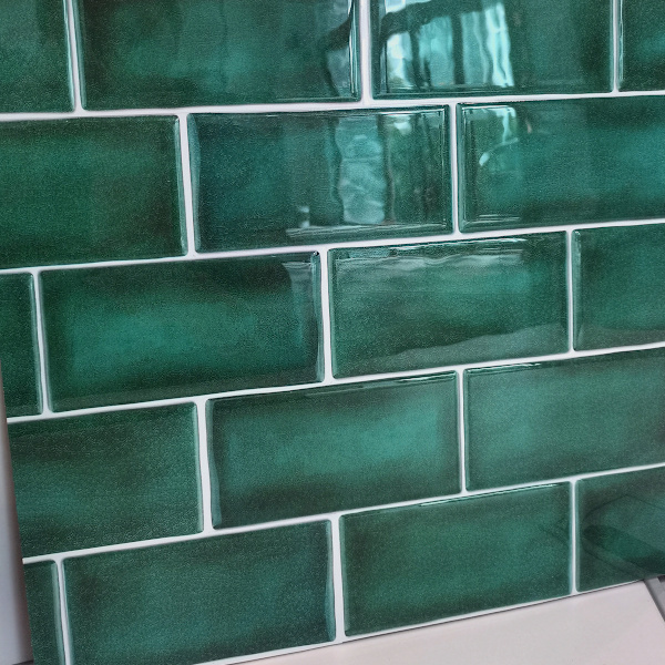 Grønt selvklebende flispapir 30 x 25 cm i mosaikkstil