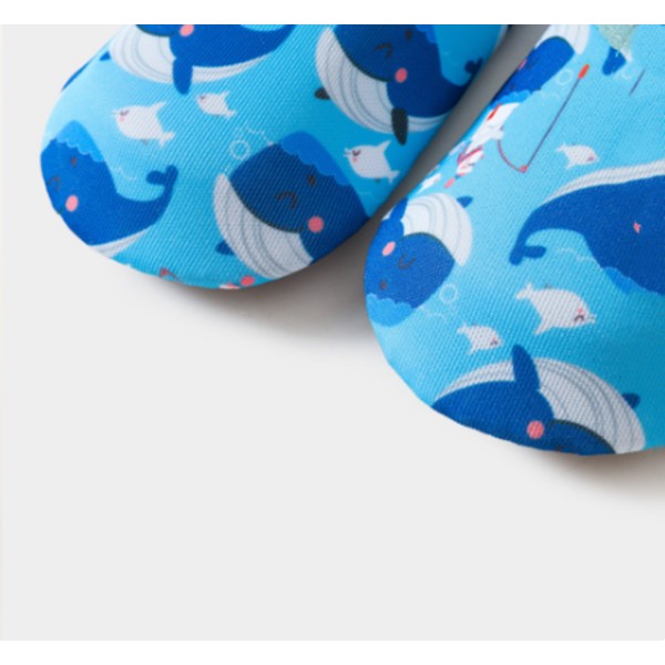 XXL passar för fötter med en längd på mindre än 19,5 cm, baby
