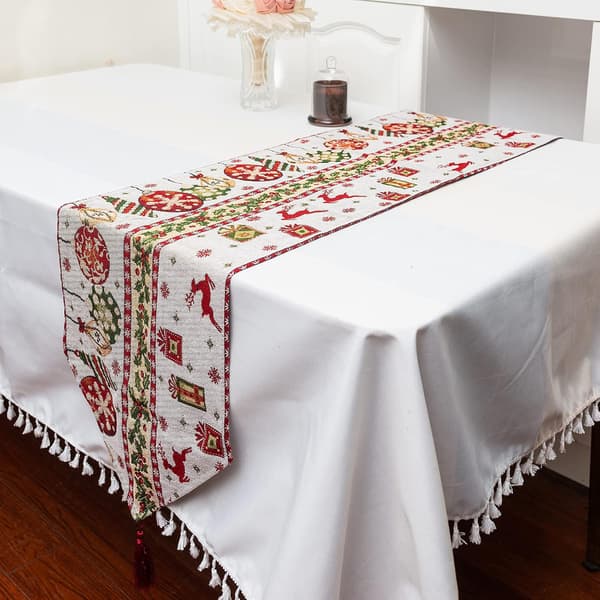 Brodert julebordløper, juleborddekorasjon elg