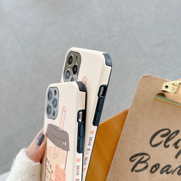 Sööt Karhu Maitotee Juoma Puhelimen Kotelo iPhone12promaxille Sivuilla