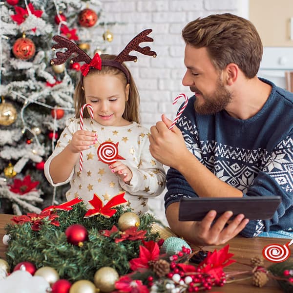 12 stycken julgodis sockerrör godis kryckor, 4 julklubbor