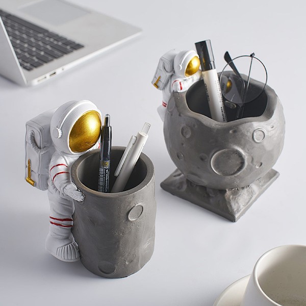 Astronaut Måne Blyant Pennekopp Holder Romfarer Figur Penne Organiser