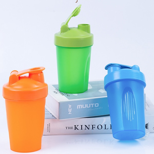 Kevyt shaker-pullo shaker-palloilla fitnessille Blue