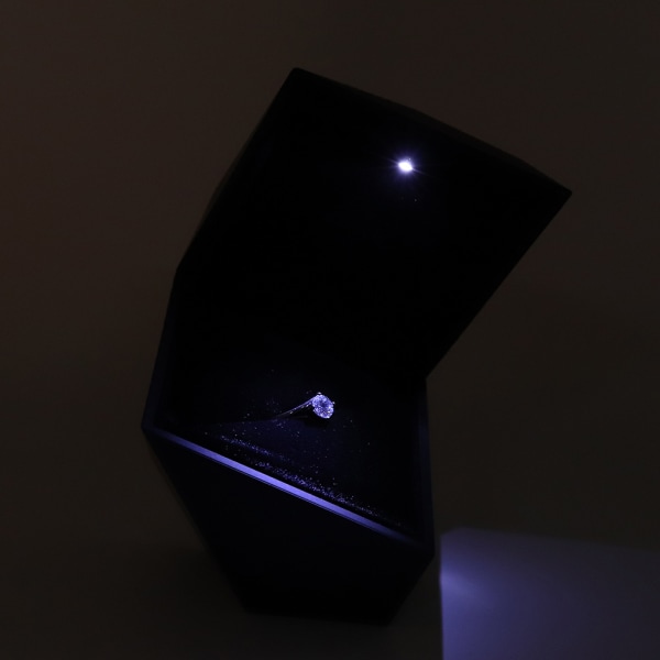 LED-valo persoonallinen timantin muotoinen kihlasormukset case , musta