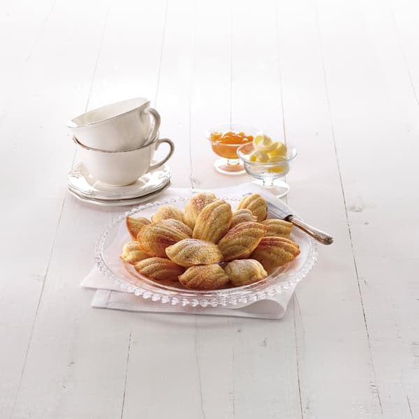 Lékué Rød Silikonform for 9 Madeleiner