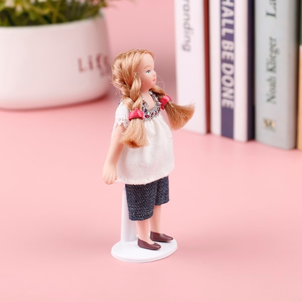 Dockskåp Mini Porslinsdocka Modell Blond Flicka Leksak