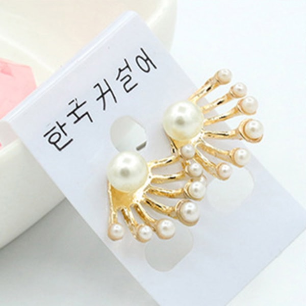 Kvinder Fashional delikat bagpå hængende små perler ørestikker øreringe dekoration smykker