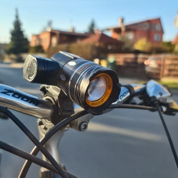 Oppladbar LED Sykkellykt | Foran- og Baklys | Supersterk CREE XM-L T6—pa