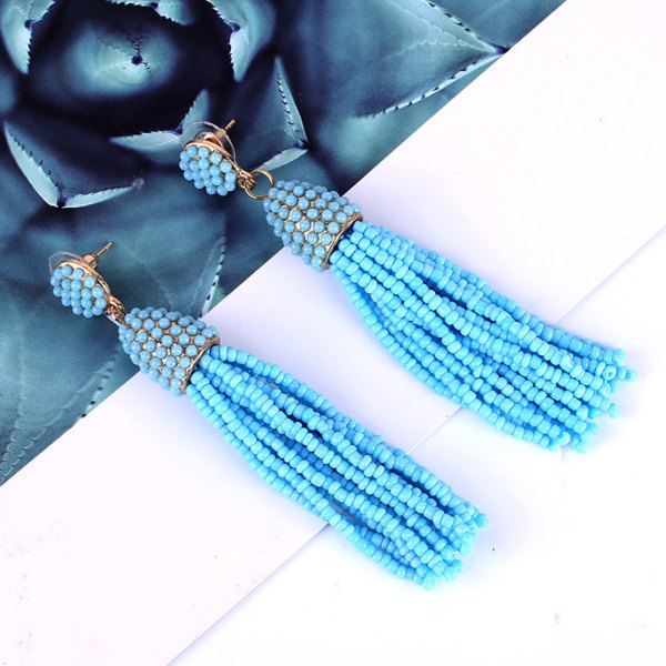 Personliggjorte kvinner håndlagde perler øredobber Elegante dusk øredobber smykkedekorasjon (blå)