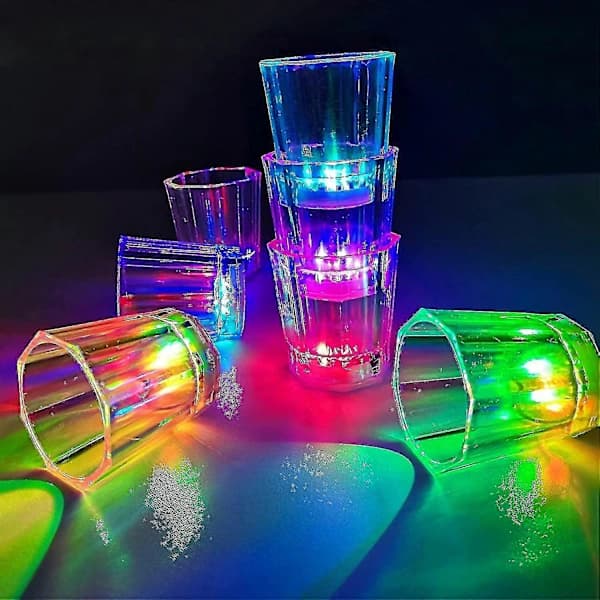 Sæt med 24 LED-oplyste shotglas til lysende festligheder