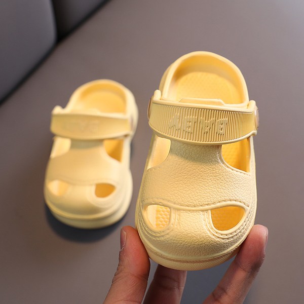 Barnehagesko Tøfler Sandaler Småbarn Slip On Lette sommerstrand bassengsko for gutter Jenter Gul 18 cm for 5-5,5 år gammel