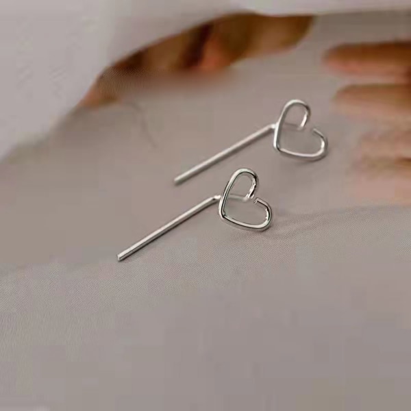 Hjerteformede øredobber Skinnende Stilig Utsøkt design Legering Fasjonable øredobber for daglig bruk Party Sølv