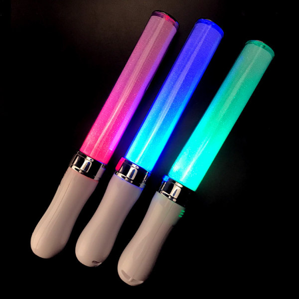 LED Glow Sticks 15 farger Party Blinkande Ljus Flerfarget 2 Ljuslägen Bright Blink Light Sticks for Festivaler Rave Bursdagskonsert Festutstyr