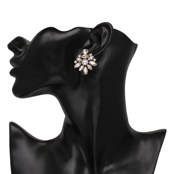 Fashionabla Eardrop Elegant Temperament Legering Diamantörhängen Smycken Present för kvinnor
