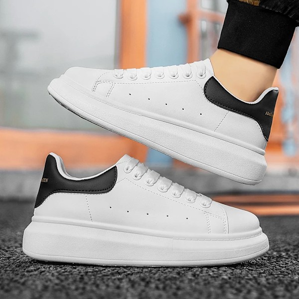 Män Platform Sneakers Höstmode Casual Skor utomhus Andas lätt Vita löparskor Dam Tennisskor VIT WHITE 36