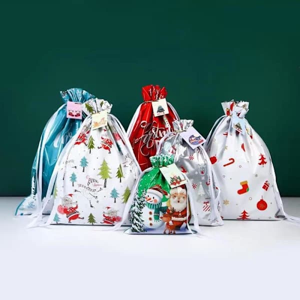 25 st julklappspåsar med dragsko, tomte