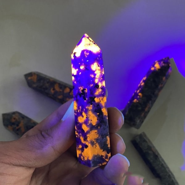 Firestone-kristallipilari kuusikulmainen kristallitorni 8cm-9cm 8cm-9cm 8cm-9cm