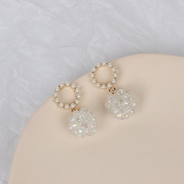 Stilfuld mode Elegant imiteret perle krystal ørestikker øreringe Dame dame smykker (hvid)