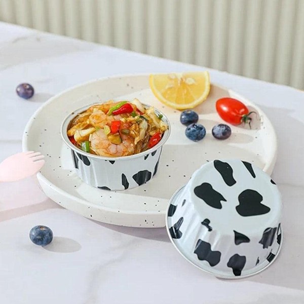 Alumiinifolio-leivonnaiset, 50 kpl uudelleenkäytettäviä alumiinifolio-muotteja Ramekins Cupcake-leivonnaiset Mini-vanukkaiden muotteja syntymäpäiville jouluun (130 ml)