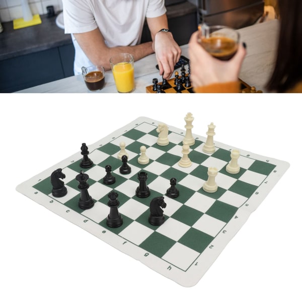 Muoviset shakkinappulat PU-keinonahka shakkilaudalla Kansainvälinen shakkihahmot set