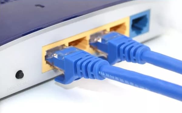 400 cm Cat5e 1000 Mbps Ethernet / Netværkskabel - Blå