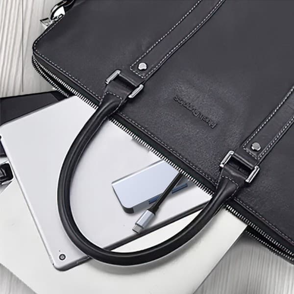 Dual USB-C og USB-A Hub med 1 USB3.0-port og 3 USB2.0-porter