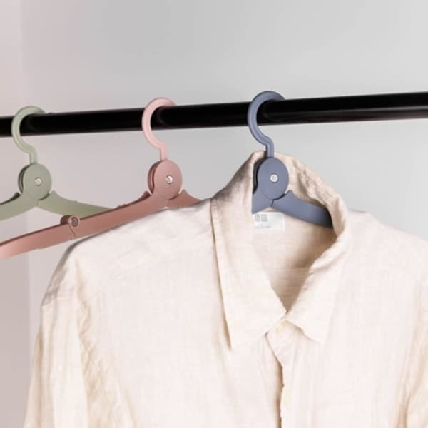 Foldable Plastic Clothes Hangers Windproof Space Saving