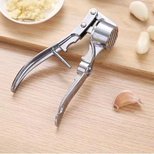 Garlic Press for Kitchen, 4-in-1 Garlic Chopper, Easy to Press