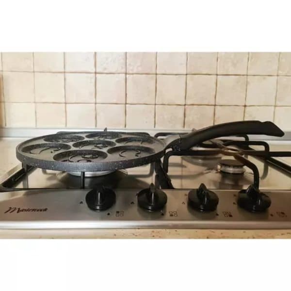 Frying Pan for Eggs & Pancakes - Emoji / Smiley Black