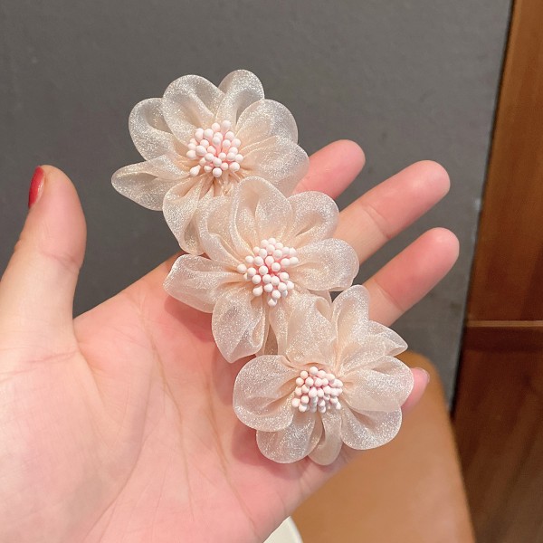 Hår Barrette Camellia Shaped Elegant Håndverk Spring Hårtilbehør for jenter Rosa