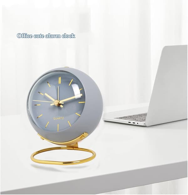 Small Table Clock, European Style Creative Silent Non-Ticking Desk Clock