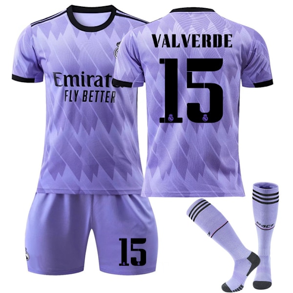 Real Madrid 2022/23 bortaställ Valverde nr 15 Fotbollströja 3-delat kit för barn Vuxna V 18(100-110CM)