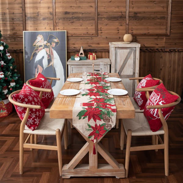 Gul julebordsløber med trykte blomsterlys