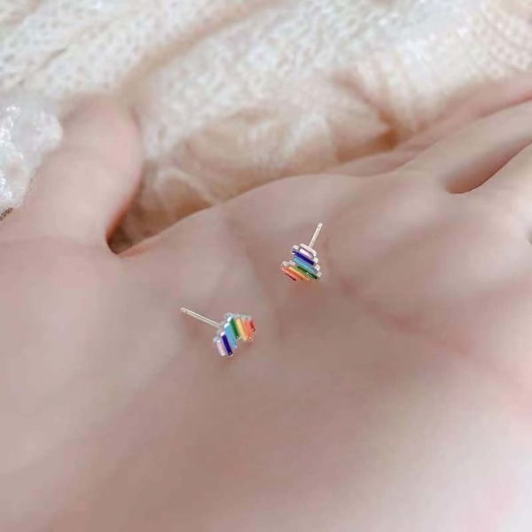 Farverige hjerteformede ørestikker kvinder piger legering Simple moderigtige øreringe til datingfest Farverig hjerteform