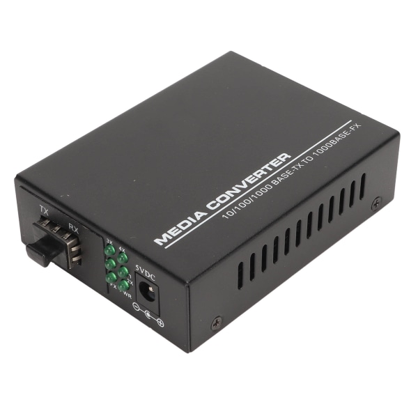 Fibermediekonverter Gigabit 1 optisk port 4 elektriske porte Op til 25 km RJ45-port Fibertransceiver SFP-modul 100?240V EU-stik