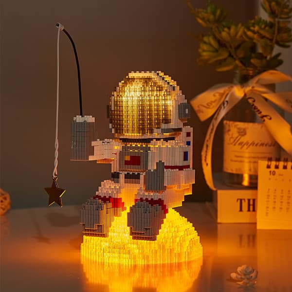 Mikrobyggstenar Astronautfigur LED-lampa Mini Diamant Byggstenar Leksaker Barnpresent