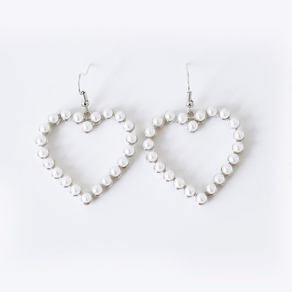 Vintage stil hjerteform imiteret perle øreringe ørestikker kvinder elegante smykker (sølv)