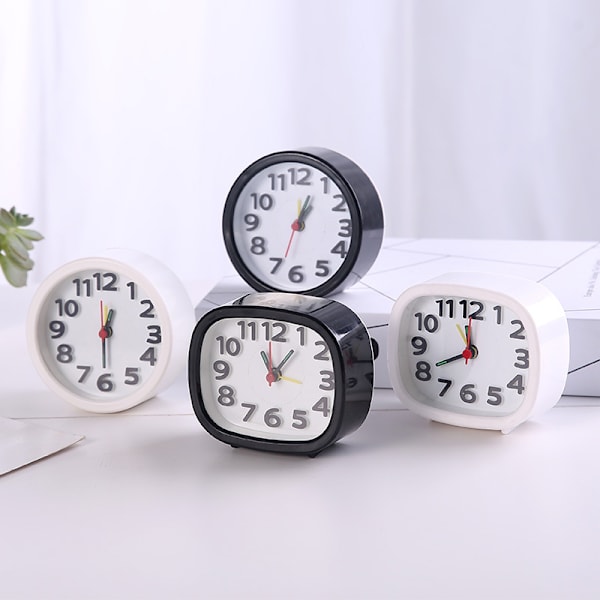 Sort vækkeur til sengebordet, lille letvægts kvartsvækkeur til rejser, lydløs, ikke-tikkende analog med snooze og lys, stigende lydalarm, Eas