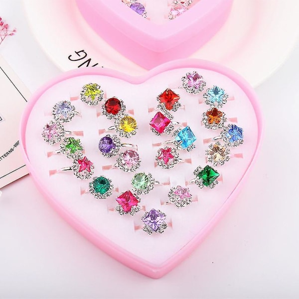 Justerbare Rhinestone Gem Ringe til små piger i æske Børns Børnesmykker Ringe Sæt med hjerteformet displayetui 24 Pcs