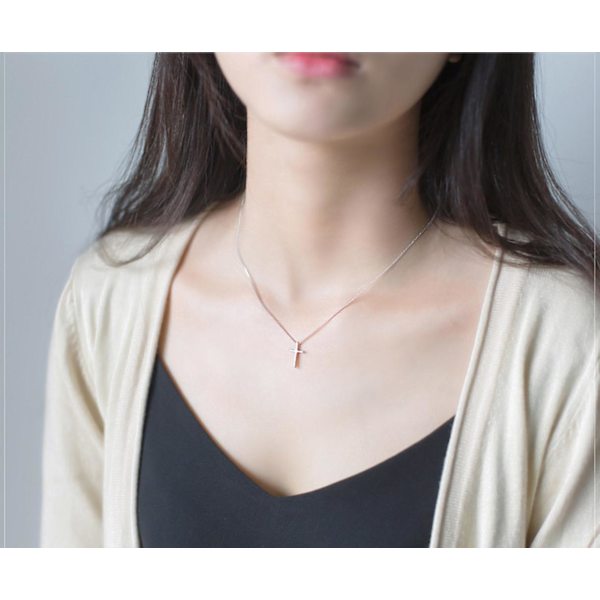 925 Sterling Silver Korshänge Halsband för Män Kvinnor Kristna Smycken Kors Halsband 15,7 Tum