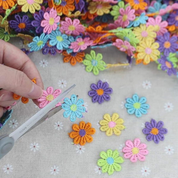 Färgglad prästkrage blomma spets trim stickning bröllop broderad DIY handgjord lapptäcke band sytillbehör hantverk 15 yards