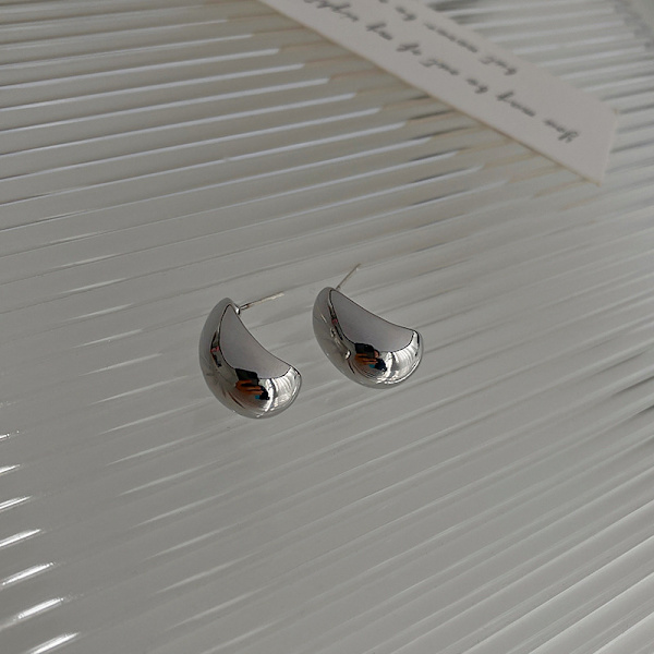 High-end simple metal C-formet geometrisk stilet plys øreringe kvinde øre