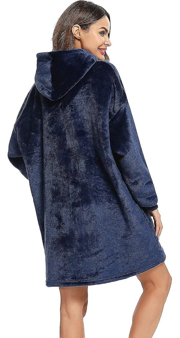 Genser med hette, kappe, teppe, hettegenser, teppegenser i flanell Blau