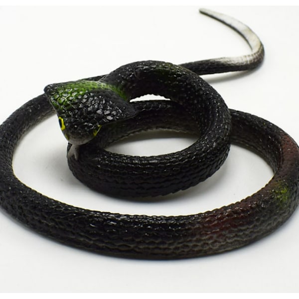 10 st mjuka gummormsslangar som Cobra leksaker, falsk orm, spindel, skorpion leksak, busigt trick, läskigt leksak