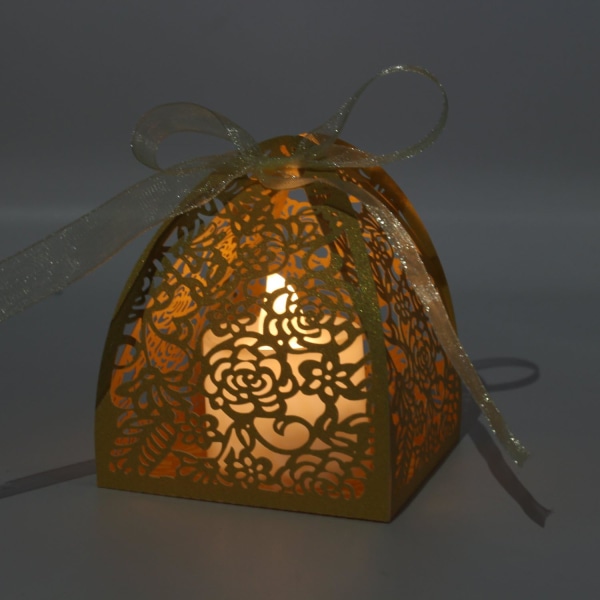 Paket med 50 laserutskurna godisaskar i form av rosor, presentaskar 6,5 x 6,5 x 8 cm, presentaskar för bröllopsdusch, årsdag, födelsedagsfest, bröllopsgåva i guld