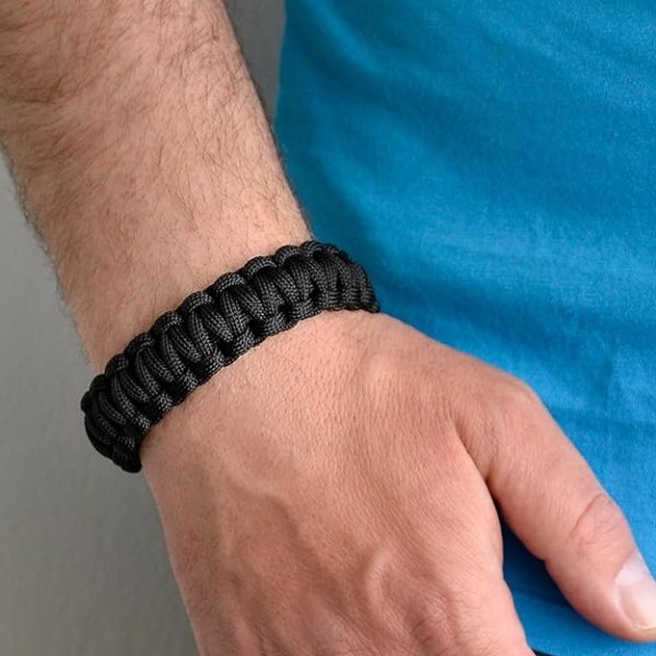 Paracord överlevnadsarmband för män i rostfritt stål flätat utomhusarmband